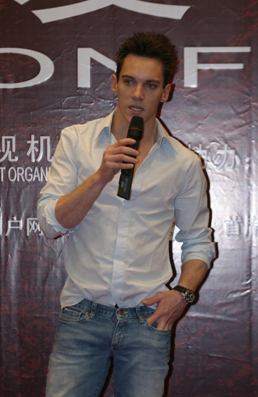 乔纳森《都铎王朝》第一季DVD明年1月8日推