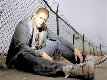 福克斯投拍女版《越狱》+只因男版收视率暴跌