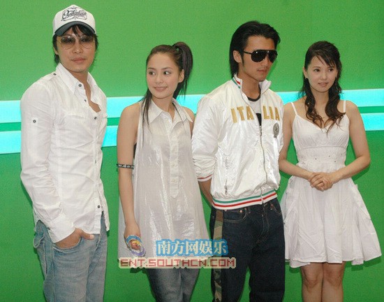 《浣花洗剑录》钟欣桐、伊能静双娇争艳