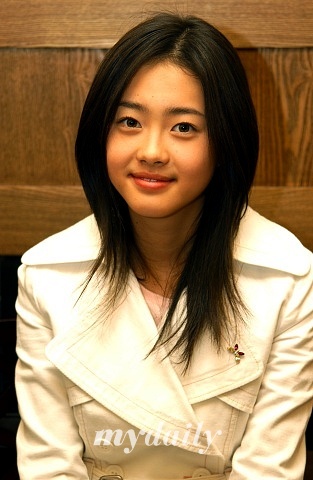 高雅拉更名ara与郑日宇合拍广告