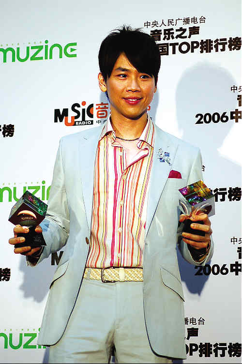 �佱�������ǵ�˫��ս��