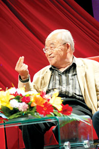 乔羽内衣_乔羽老婆儿子照片
