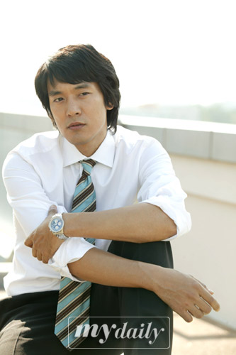 ��������Ӣ��LYN��MV����������