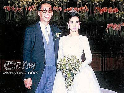 何超琼签名同意离婚 李嘉欣嫁入豪门有望_影音娱乐_新浪网