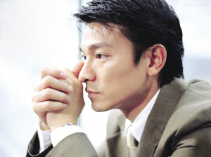 上百明星歌曲被指抄袭