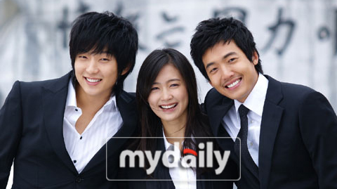 MBC电视剧《狗和狼的时间》在激烈的收视率