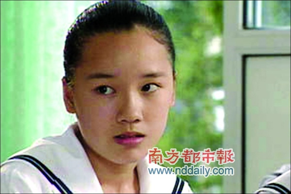 李爱静:患脑肿瘤早逝