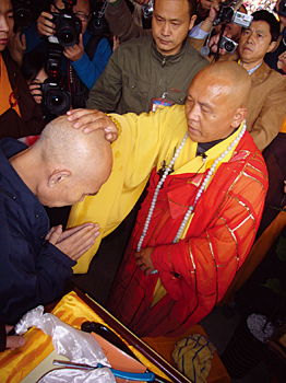 李伯清昨四川彭州剃度法号广慈