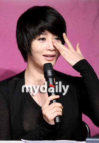 金慧秀金永灿出席《第11个妈妈》制作发布会