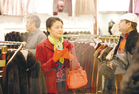 王大拿爷俩逛商场