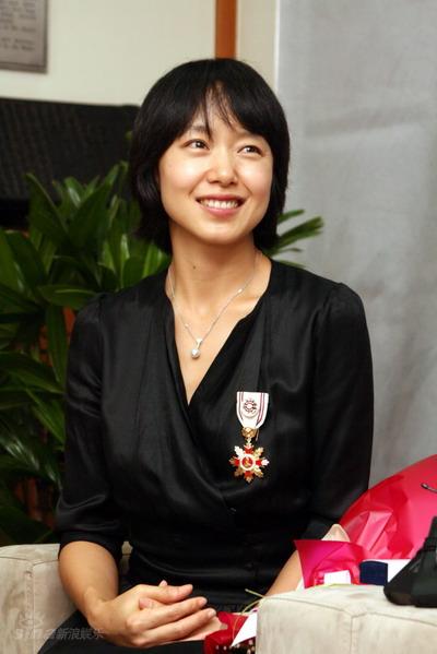 图文：全度妍获韩国文化部勋章-封后后心情平静