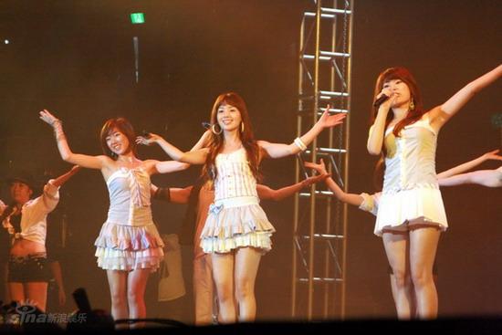 三人女子组合seeya