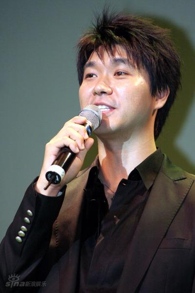 李秀英第8张专辑首唱会 好友李孝利捧场【图】