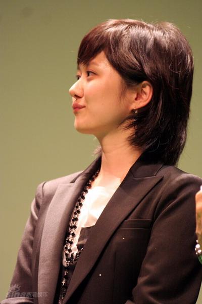 李秀英第8张专辑首唱会 好友李孝利捧场【图】