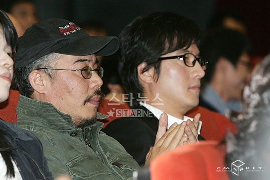 图文：亚洲短篇电影节闭幕--李明世导演、郑俊浩