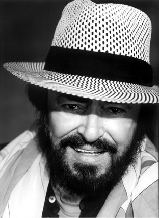 帕瓦罗蒂告别演唱会 坐唱咏叹调独缺HighC(图