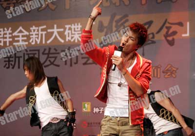 吴克群以中国风抗嘻哈风 称没借歌词讽刺王力