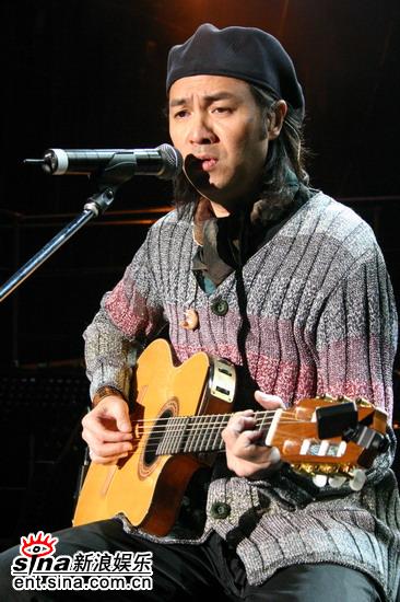 组图:童安格北京个唱在即 正式排练轻松自如