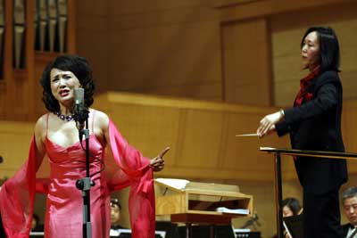 郑绪岚红楼梦歌曲专场 音乐堂里《枉凝眉》(图