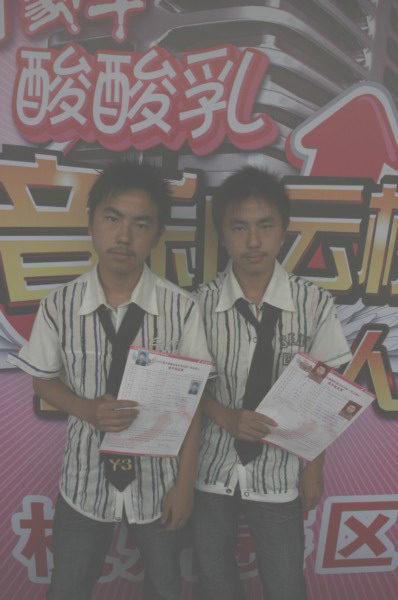 风云新人杭州赛区双胞胎小帅哥无缘比赛(图)