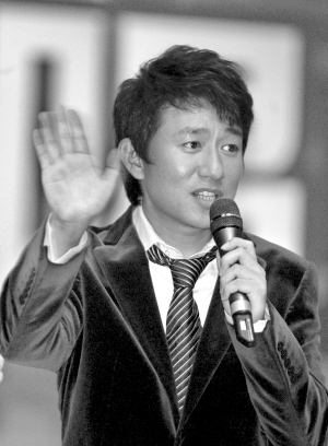 《零点乐话》办歌会 伍洲彤与友人对唱情歌(图