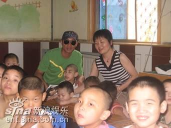 ������Բ��֮�á�������ԸΪ�²ж�ͯ����(ͼ)