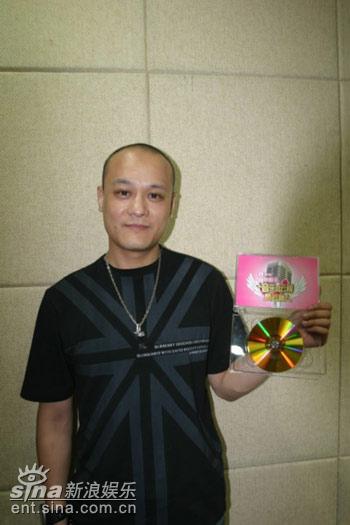 风云新人杭州金唱片全部出炉选手黄伟笑到最后