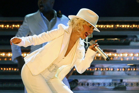 克里斯蒂娜上海开唱 劲歌热舞尽显天后魅力【图】