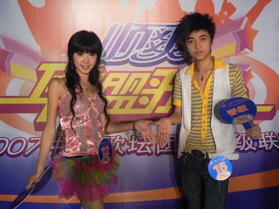 联盟歌会重庆赛区8强出炉 黄安坐阵评委席【图】