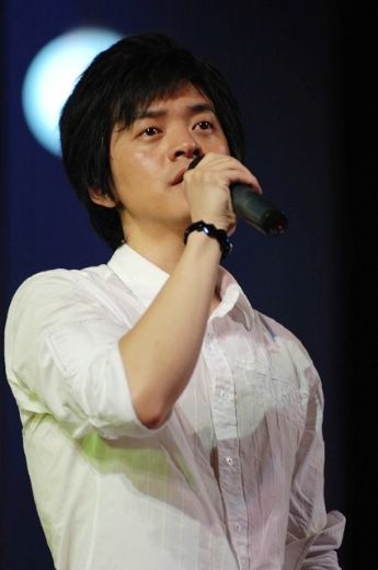 李健《想念你》:父亲不是偶像是榜样(附图)