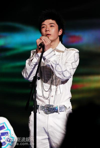 ���кϼ���13���µ����������ε���������(ͼ)