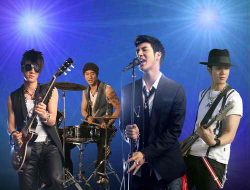 王力宏颠覆优质偶像形象 变坏小子穿舌环(附图