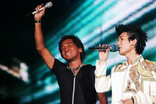 【组图】快乐男声总决赛完美落幕 陈楚生勇夺