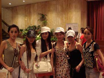 郑凡赴韩国参加音乐会 要为中韩友谊尽力(图)