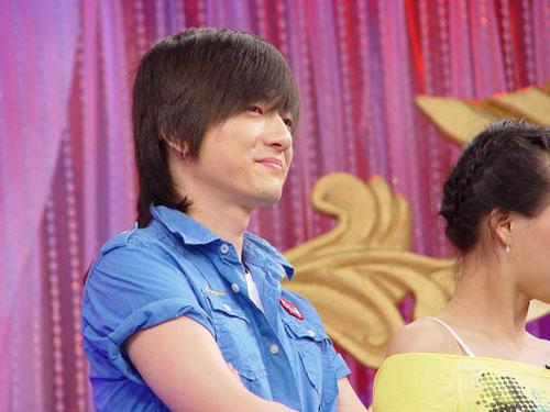 彭坦王筝成时尚“情侣” 不怕调侃大方出镜(图)_影音娱乐_新浪网