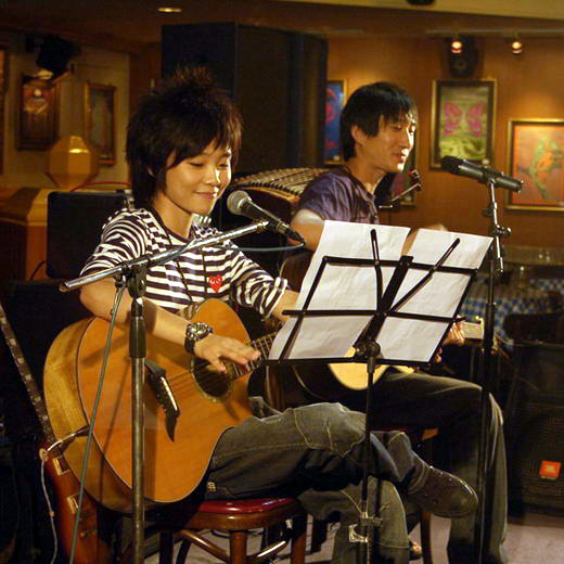 л��Ц��ʽ�����¶���ʮ���µ���ҡ����ƪ��