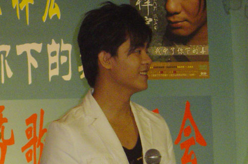 王梓宏再添痴情心曲+首张原创专辑正式推出(图