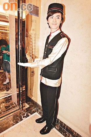 关智斌蒋雅文为twins新歌拍mv 演偷情男女【图】