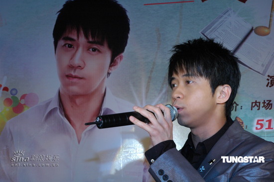 童话王子光良9月1日与歌迷相约上海演唱会(图