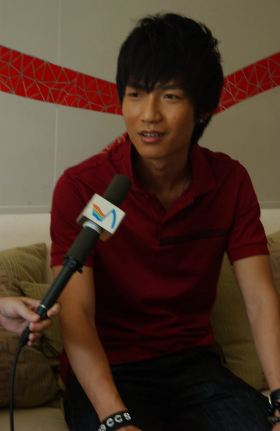 ���˶Ի��³�����ϣ���ø���Ϊ���纣����Щ��