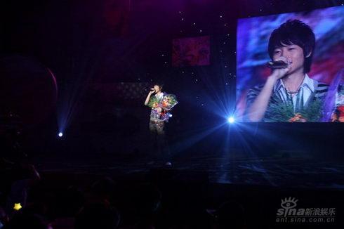 κ���׳���ͬһ�׸衷̨ǰ̨����ܻ�ӭ(ͼ)