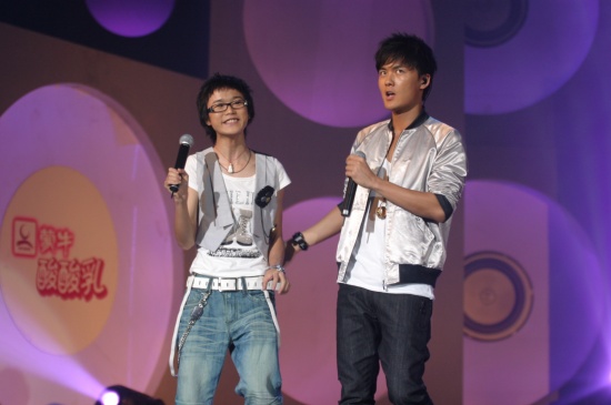 吴克群助阵“动听广州” 林敏聪向粤语音乐致敬