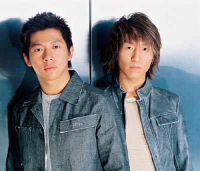 资料图片羽泉十年音乐历程2002年