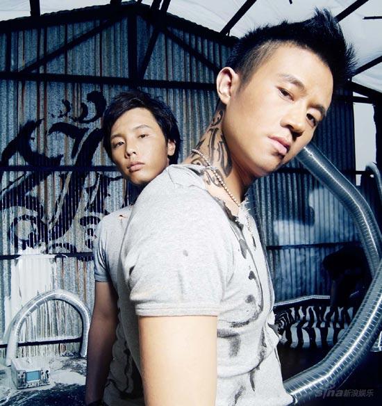 夹子道进军北京不在意和羽泉比较(图)