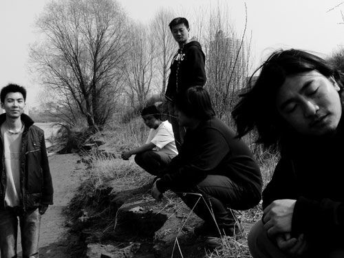 乐队介绍:低苦艾