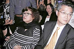 ��ѧ��ѧ�ǽ����������ϼ����4Сʱ