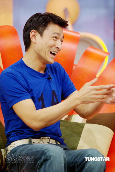 新老天王演唱会PK 刘德华身价超张学友?(图)