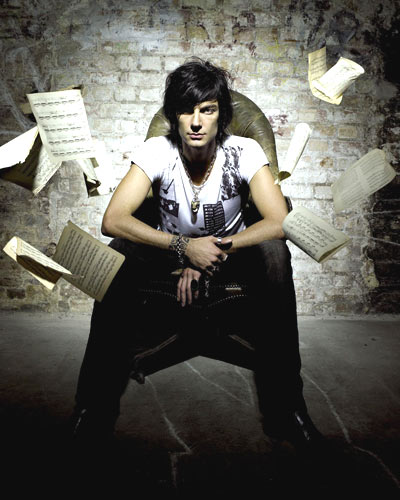 27日13时电音玩家马克西姆独家做客新浪(附图