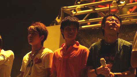 ����ʮ��ǿ������š�����������ѹ��ϳ�(ͼ)