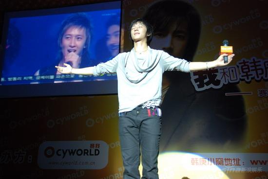 �������������ȳ�500���˷�˿��ż�������